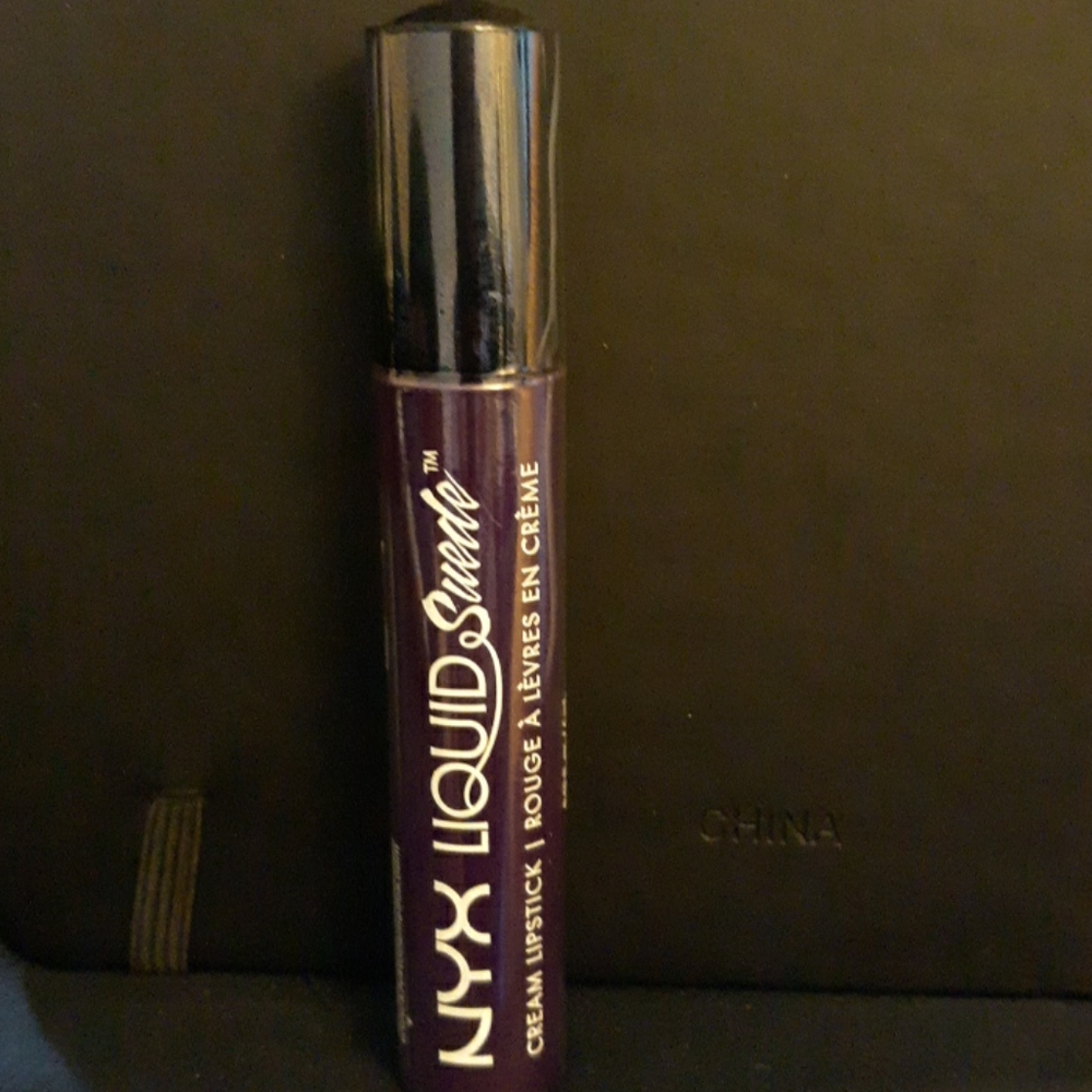 New NYX Liquid Suede Cream Lipstick 19